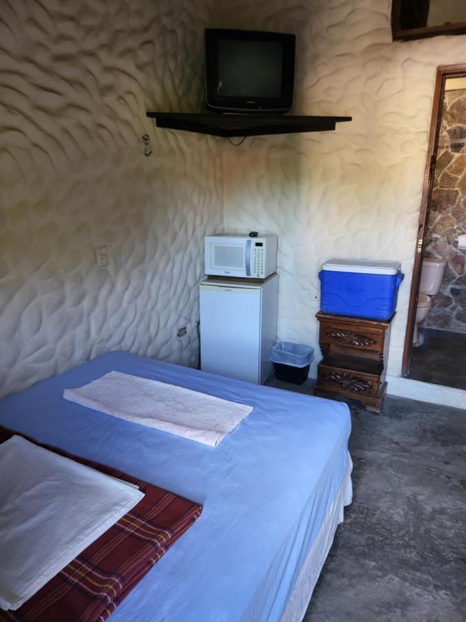 Hostal Casa De Las Gargolas Amapala Buitenkant foto