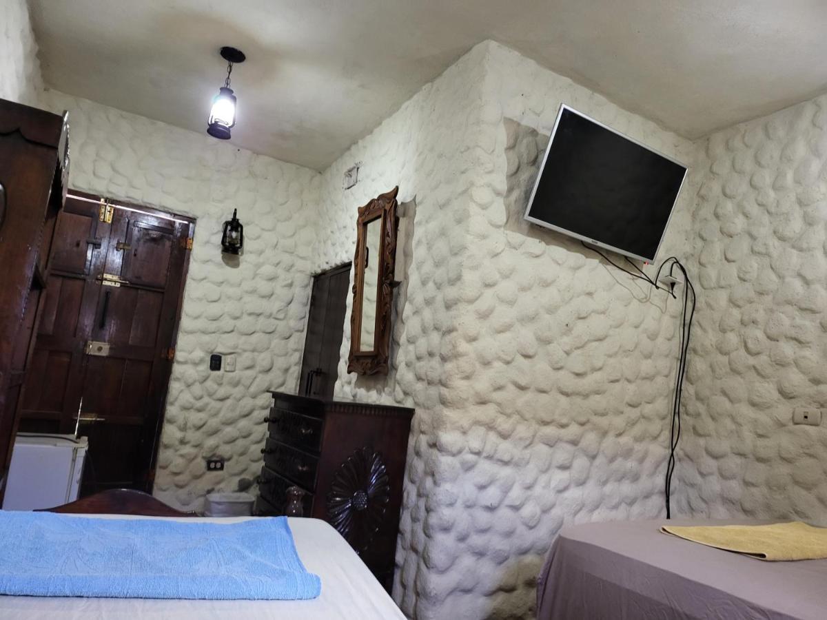 Hostal Casa De Las Gargolas Amapala Buitenkant foto