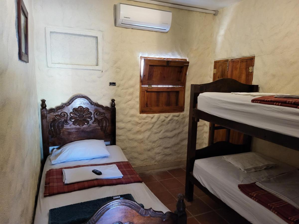 Hostal Casa De Las Gargolas Amapala Buitenkant foto
