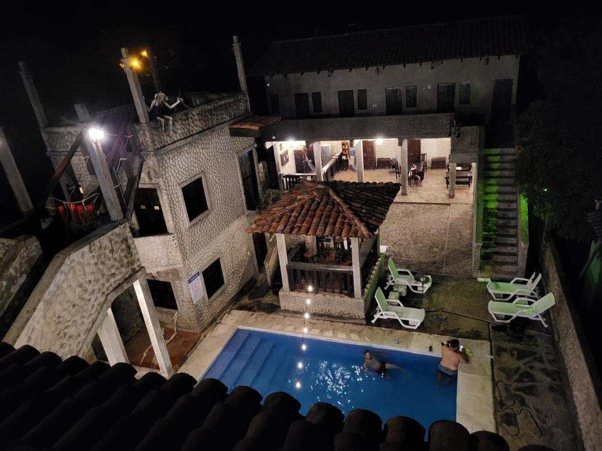 Hostal Casa De Las Gargolas Amapala Buitenkant foto